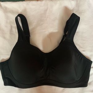 WACOAL High impact sports bra w/ underwire